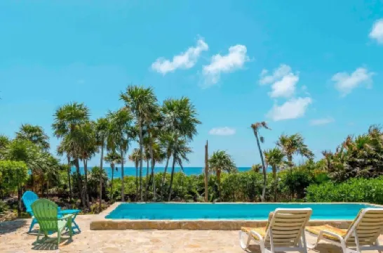 Villa Verde on at Paradise Point Hotels in 