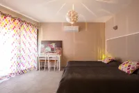 Logis Hotel Restaurant l' Auberge Cigaloise Hotels in Sauve