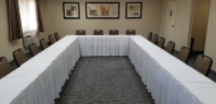 스파이글래스 인 피스모비치 호텔