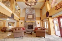 Newly Remodeled, Open Layout, with Incredible Views - CS302