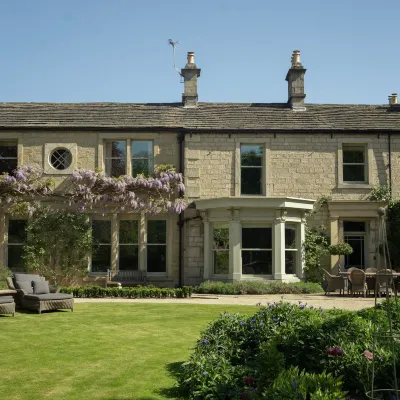 Outwood House Hotel dekat Museum Abbey House