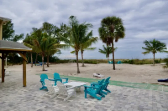 The Molloy - A Boutique Beach Resort