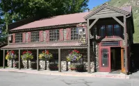 Inn on the Creek