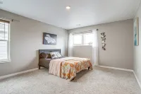 17 Mi to Denver Zoo: Family-friendly Aurora Home