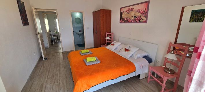 Apartments Boćin Rosso Hotels in Hvar