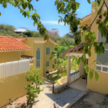 Villas & Resort Luz de Luna Hotels in 