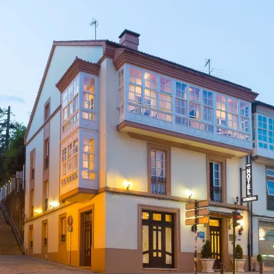 Hotel Herradura Отели рядом с достопримечательностью «Парк Аламеда»