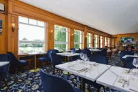 Hostellerie Saint Pierre Hotels in Connelles