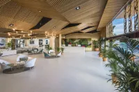 Mediterraneo Bay Hotel & Resort