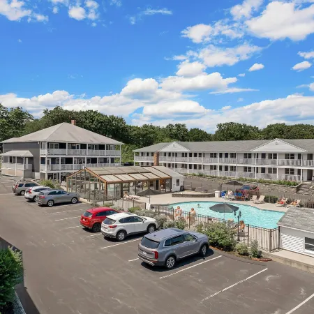 Mariner Resort