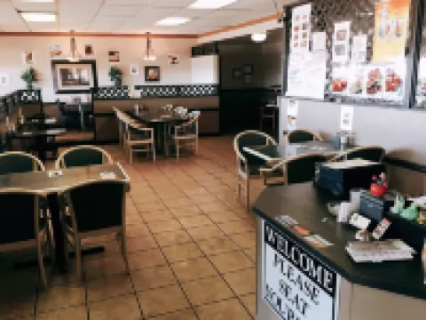 Hi Valley Motor Inn Hotels in Valleyview