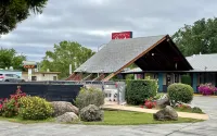 Red Bluff Inn