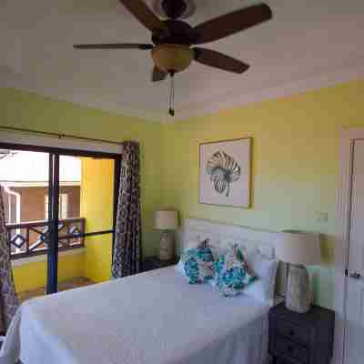 Sea Piton View Apartment- Location, Convenience, Modern Living Rooms