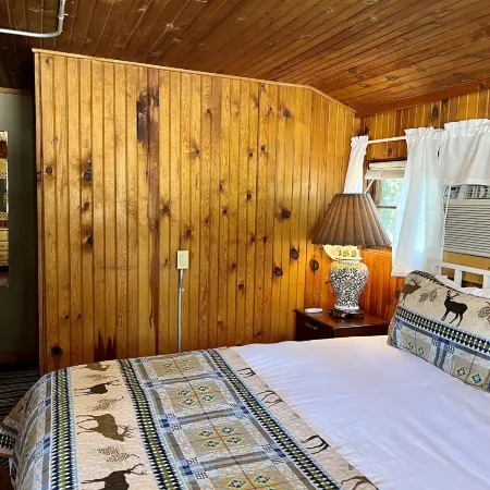 Casey's Cabins