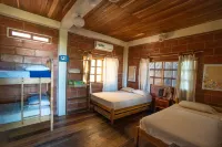 The Sea Garden House Hotels in Montanita