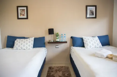 Margarett Hotel Отели в г. Вальядолид