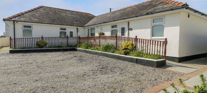 Sea Breeze Hotels in Caernarfon