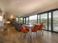 Junket Studio Hotels in Newton and Noss