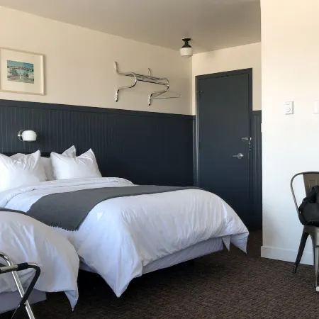 The Bayview Motel - Fort Frances, on - Lakeside Motel