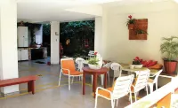 Villa Tata Suítes Ltda
