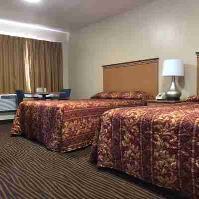 Evergreen Lodge Rooms