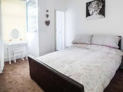 Flat 2 Hotel di 