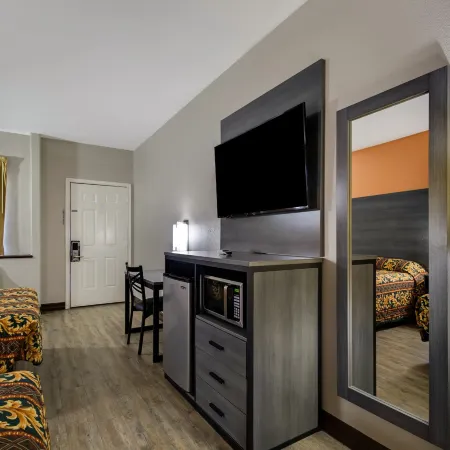 Executive Inn & Suites