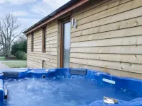 Woodman's Lodge Hotels in Austerson