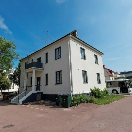 Townhouse Apartments