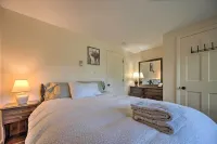 House w/ Balcony ~ 5 Mi to Cranmore Resort! - Wifi