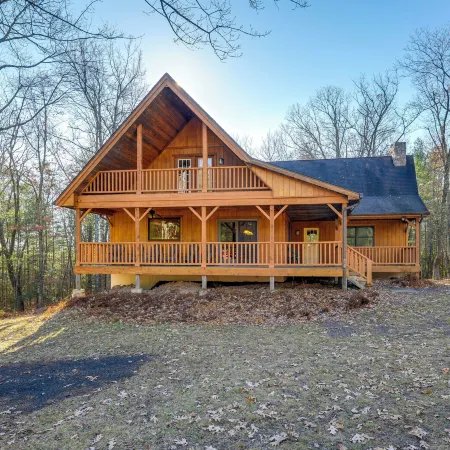 Benton Home on 50 Acres w/ Private Deck & Views!