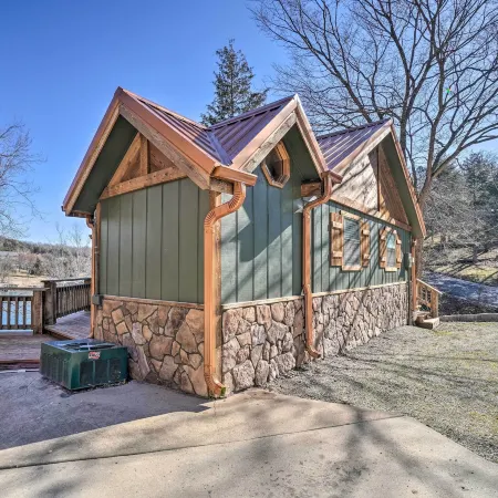 Shell Knob Guest House w/ Lake View, Fire Pit