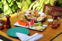 Exotica Boutique Hotel - Breakfast
