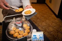 The Giacomo, Ascend Hotel Collection - breakfast