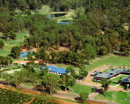 Estate Tuscany Hotels in Pokolbin
