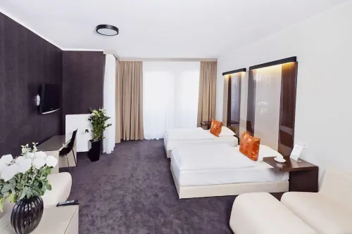 Platinum Apartments Aparthotel - bar