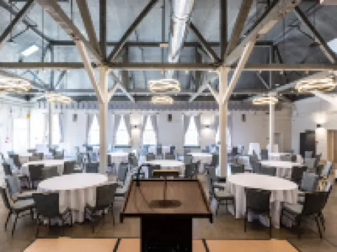 ザ ブラックバーン イン、カンファレンス センター ストーントンのホテル