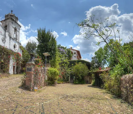 Posada de la Mision, Hotel Museo y Jardin