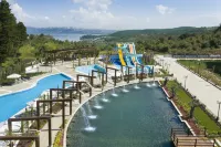Elite World Grand Sapanca - Beach