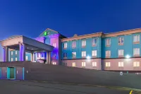 Holiday Inn Express & Suites Port Lavaca Hotels in Port Lavaca