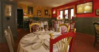 Hostellerie et la Parenthese Uzes - breakfast