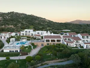 Sulia House Porto Rotondo, Curio Collection by Hilton
