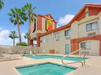 Super 8 by Wyndham Tucson/Grant Road Area AZ