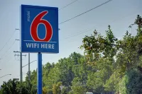 Motel 6 Springfield or  Eugene North
