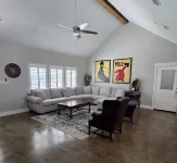 Beautiful lake home in heart of Rayburn Country!