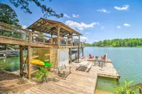 Lake Martin Cabin w/ Luxury Dock & Kayaks! - 3-Star