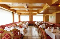 Hotel Silvretta Hotels near Valisera Bahn Talstation