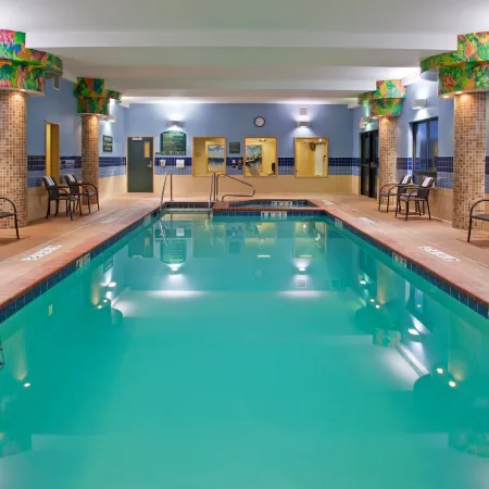 Holiday Inn Express & Suites ATHENS by IHG