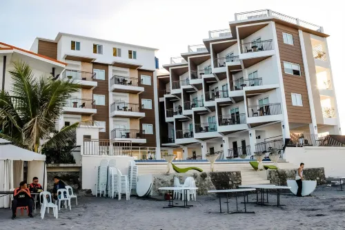 Brisa Marina Beach Resort powered by Cocotel