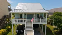 Escape to Coastal Comfort at Sperm Whales and Mermaid Tails!! - 3-Star